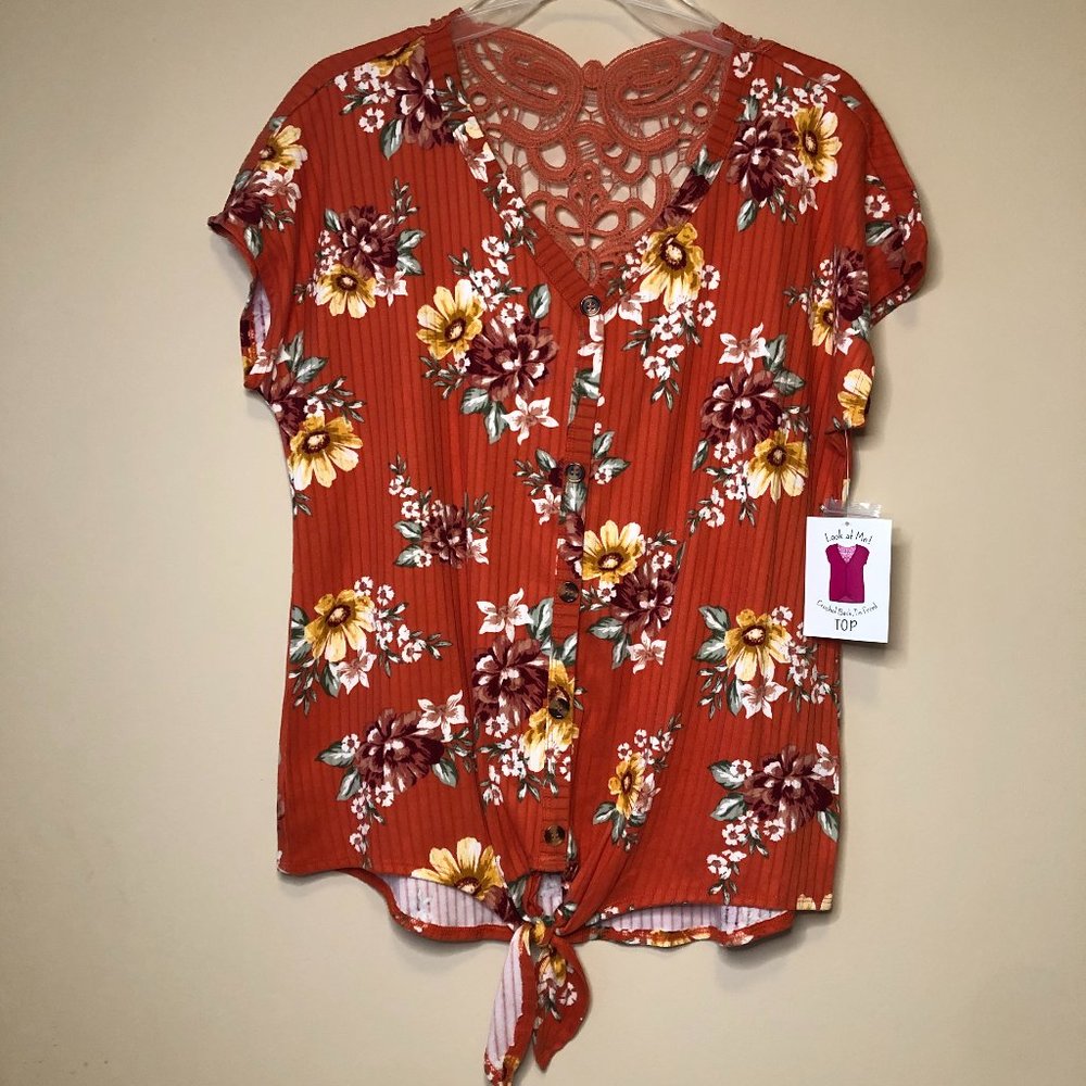 Women's Floral Tie Front Blouse - Crochet Back